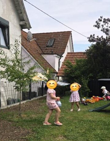 Rutsche im Garten